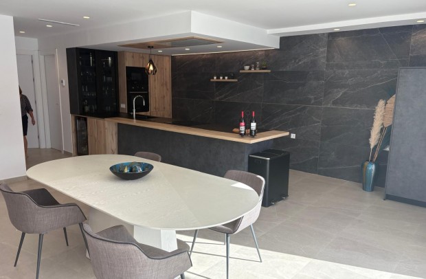 Resale - Semi-Detached - Algorfa - La Finca Golf Resort