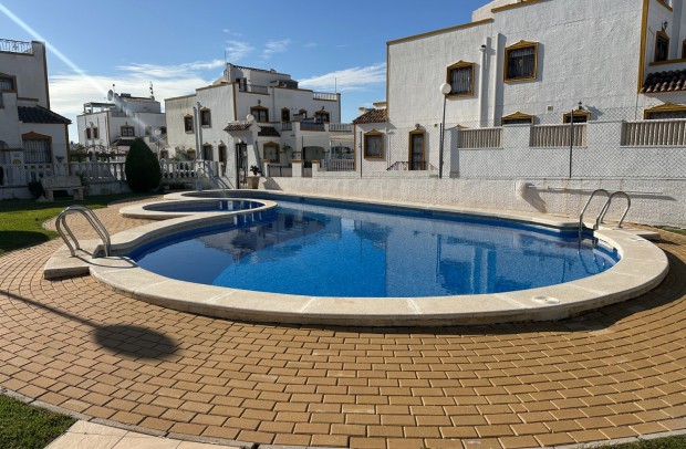 Resale - Townhouse - Orihuela - Entre Naranjos Vistabella