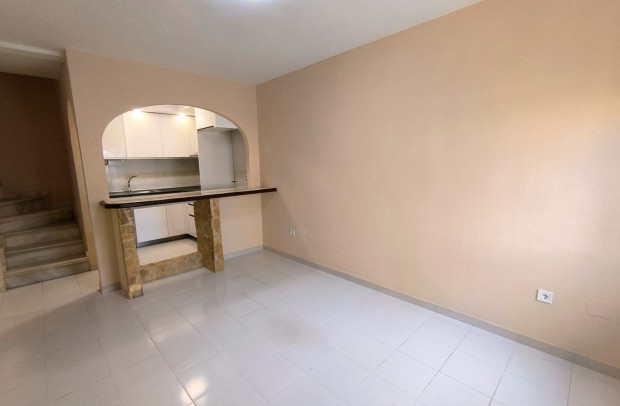 Resale - Townhouse - Torrevieja - Lago jardin