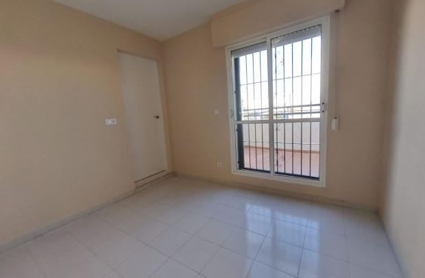Resale - Townhouse - Torrevieja - Lago jardin
