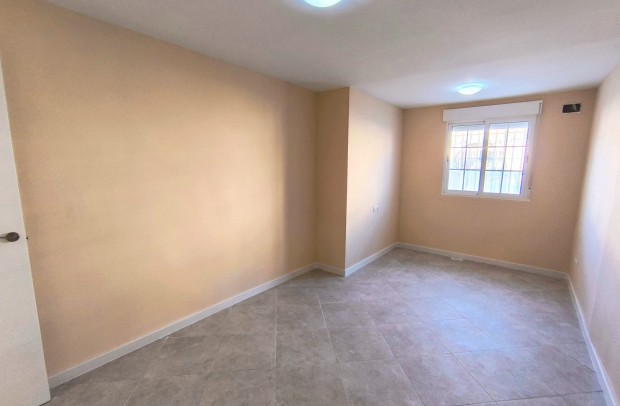 Resale - Bungalow - Torrevieja - El Chaparral