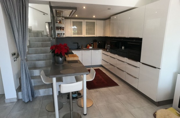 Resale - Detached House / Villa - Algorfa - La Finca Golf Resort