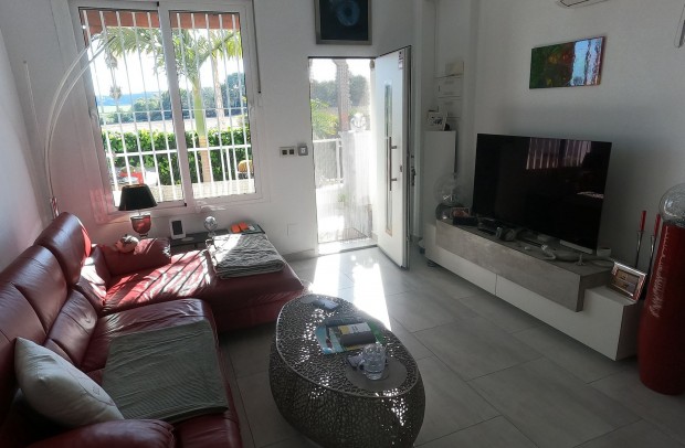 Resale - Detached House / Villa - Algorfa - La Finca Golf Resort