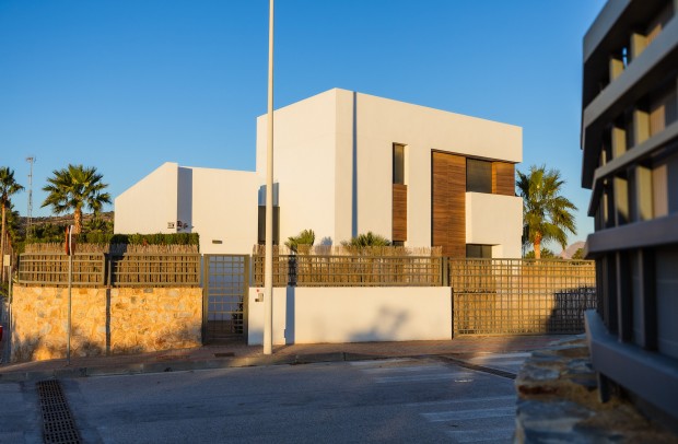 Resale - Detached House / Villa - Algorfa - La Finca Golf Resort