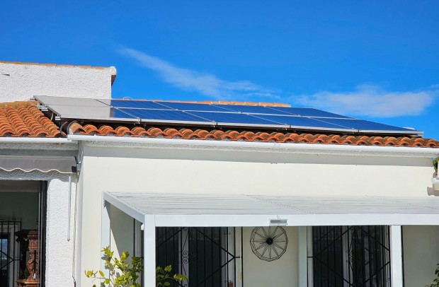 Revente - Detached House / Villa - La Marina