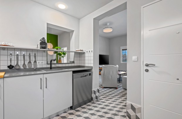 Resale - Detached House / Villa - Elche