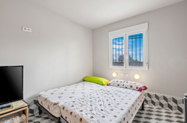 Resale - Detached House / Villa - Elche