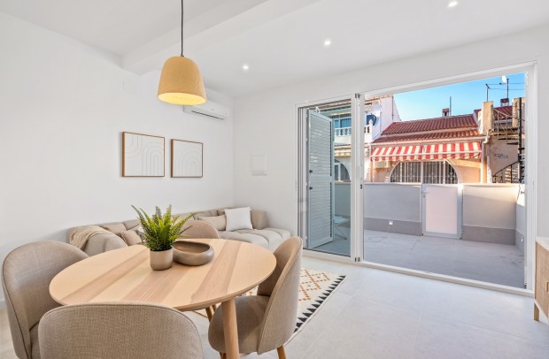 Resale - Apartment - Torrevieja - El Chaparral