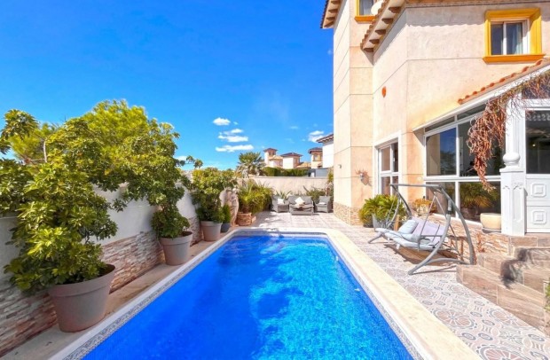 Reventa - Villa Detached - La Zenia