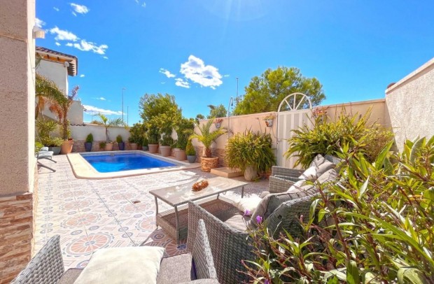 Reventa - Villa Detached - La Zenia