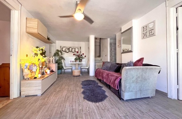 Reventa - Villa Detached - La Zenia