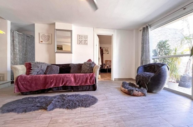 Reventa - Villa Detached - La Zenia