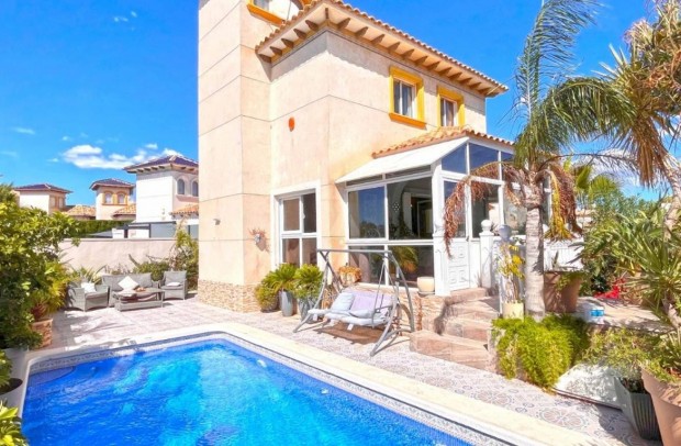 Reventa - Villa Detached - La Zenia