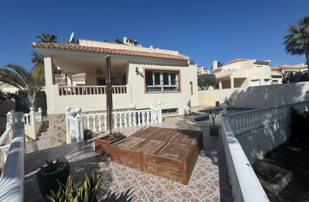 Resale - Detached House / Villa - Orihuela Costa - Lomas De Campoamor-las Ramblas