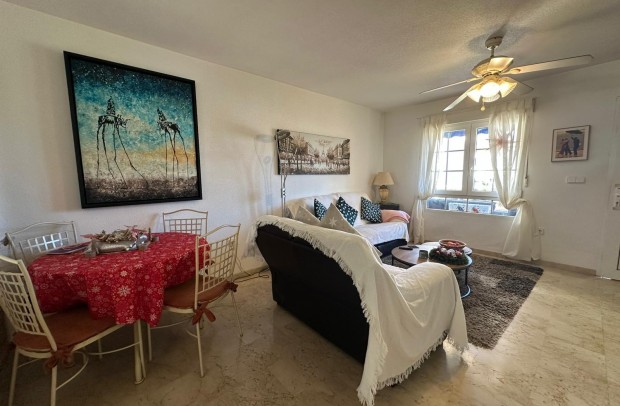 Resale - Townhouse - Las Ramblas