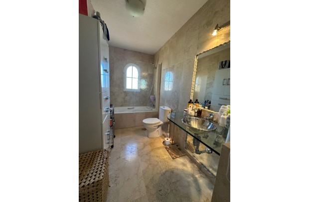 Resale - Townhouse - Las Ramblas