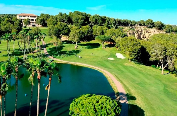 Resale - Townhouse - Las Ramblas