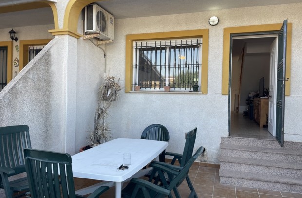 Reventa - Townhouse - Daya Nueva