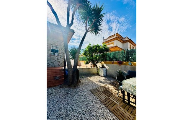 Resale - Villa Detached - Los Montesinos