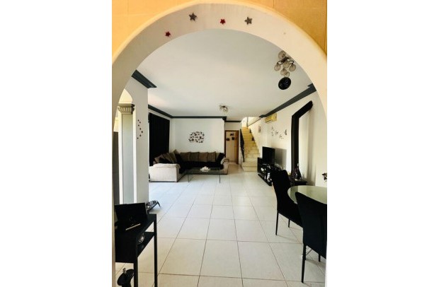 Resale - Villa Detached - Los Montesinos