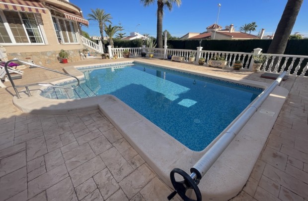 Resale - Detached House Villa - Ciudad Quesada