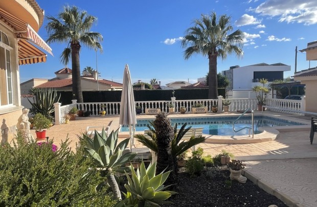 Resale - Detached House Villa - Ciudad Quesada