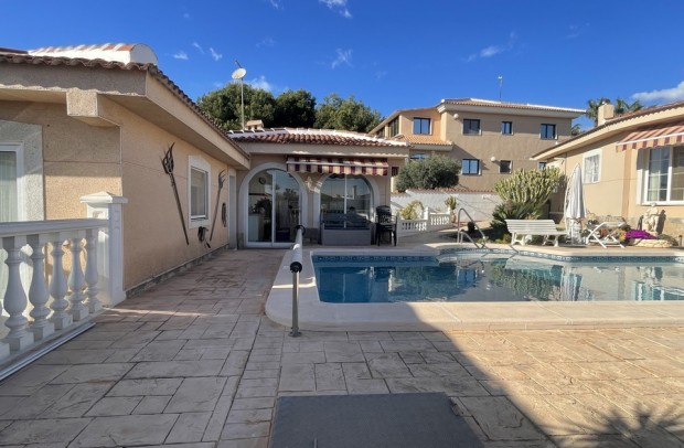 Resale - Detached House Villa - Ciudad Quesada