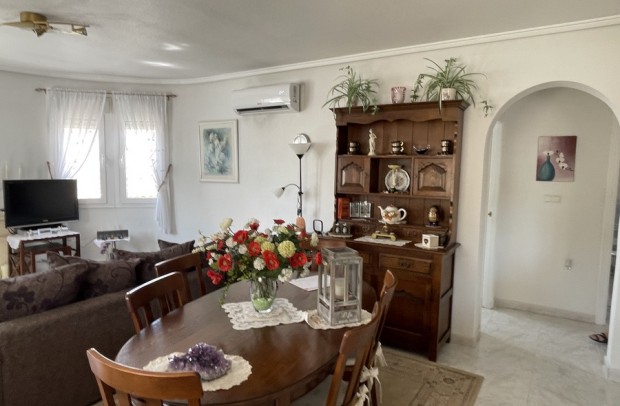 Revente - Villa Detached - Ciudad Quesada