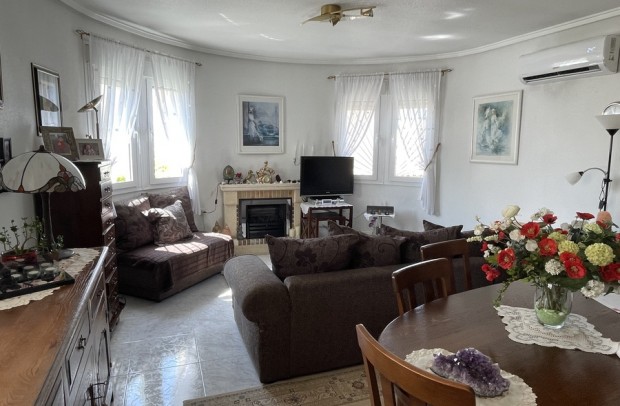 Revente - Villa Detached - Ciudad Quesada