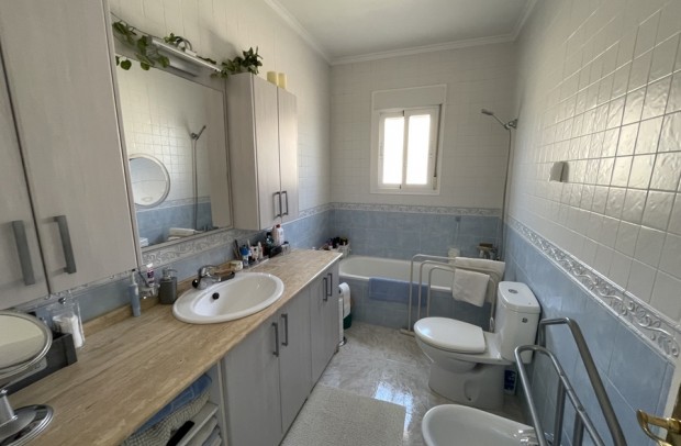 Revente - Villa Detached - Ciudad Quesada