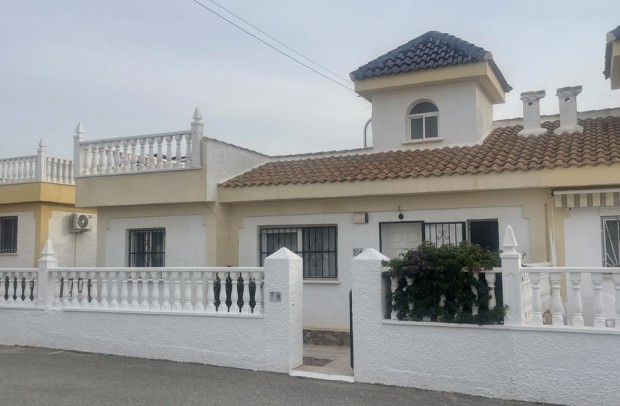 Resale - Bungalow - Ciudad Quesada