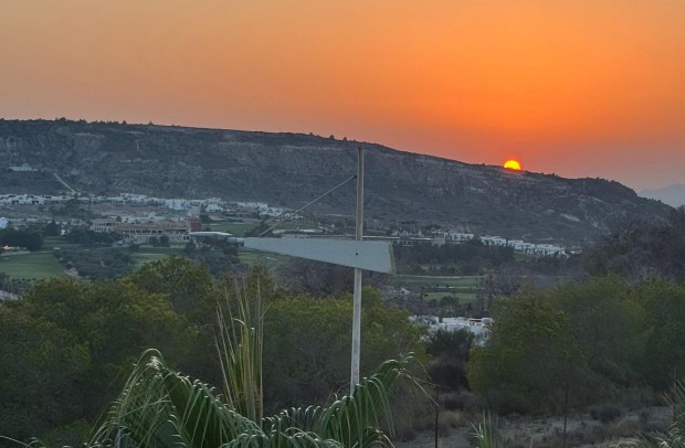 Resale - Villa Detached - Algorfa - La Finca Golf Resort