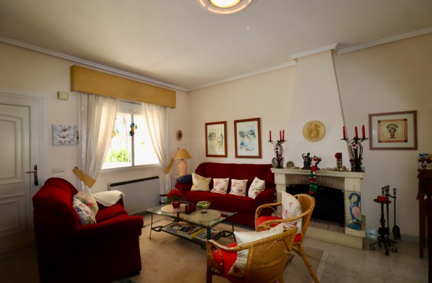 Resale - Townhouse - Ciudad Quesada