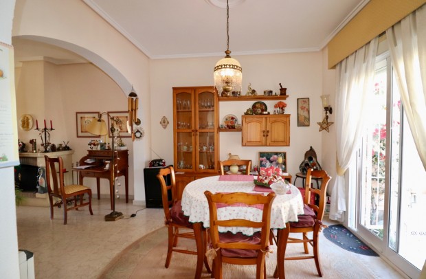 Resale - Townhouse - Ciudad Quesada