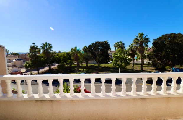 Resale - Townhouse - Ciudad Quesada