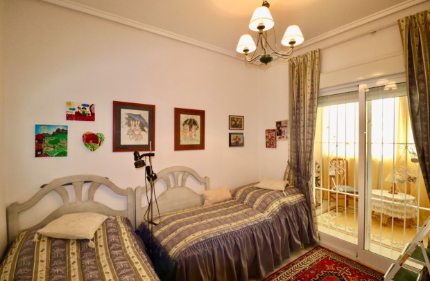 Resale - Townhouse - Ciudad Quesada