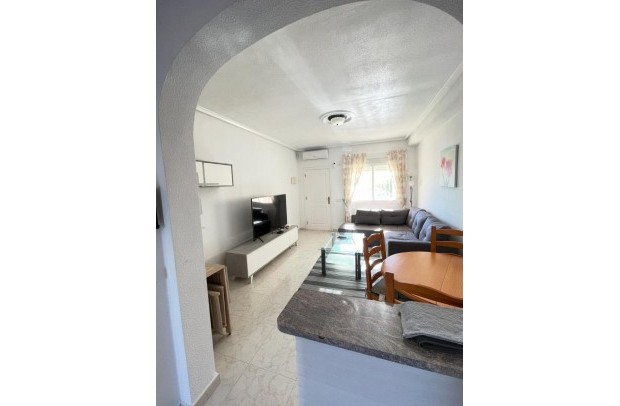 Resale - Townhouse - Ciudad Quesada - Doña pepa