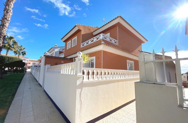 Reventa - Semi-Detached - Ciudad Quesada