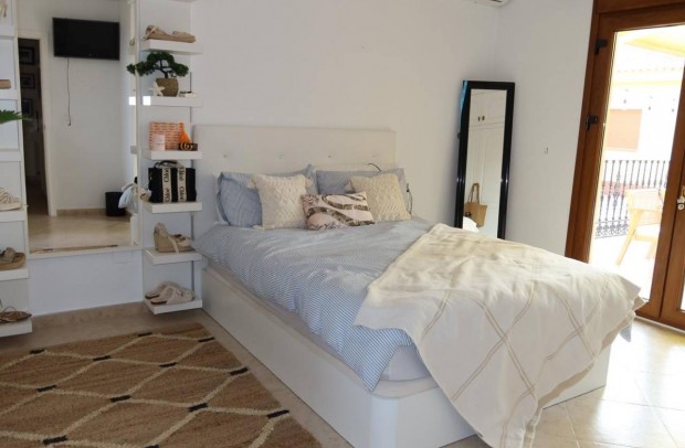 Resale - Villa Detached - Orihuela