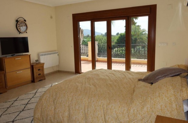 Resale - Villa Detached - Orihuela