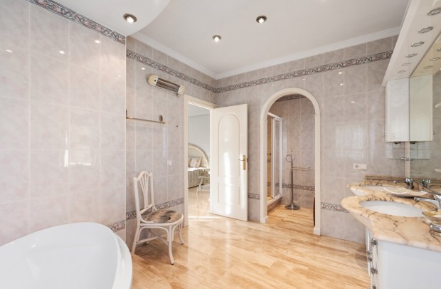 Reventa - Villa Detached - Ciudad Quesada