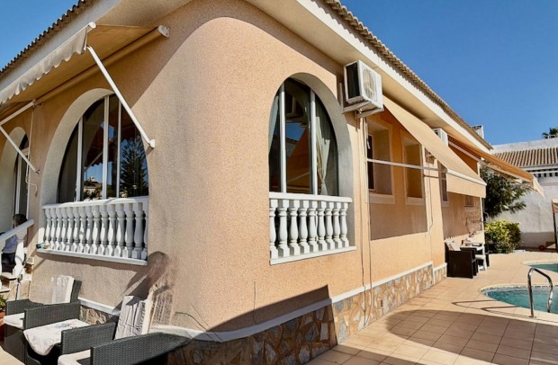 Resale - Villa Detached - Ciudad Quesada - Rojales