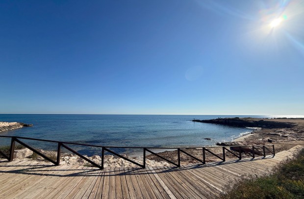 Resale - Apartment - Punta Prima