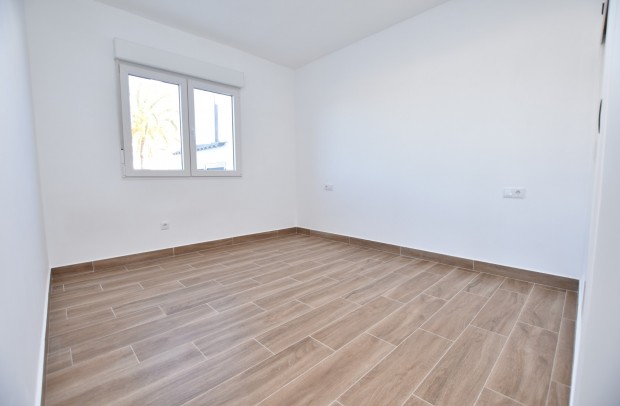 Resale - Bungalow - Ciudad Quesada