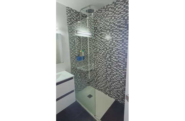 Resale - Apartment - Alicante