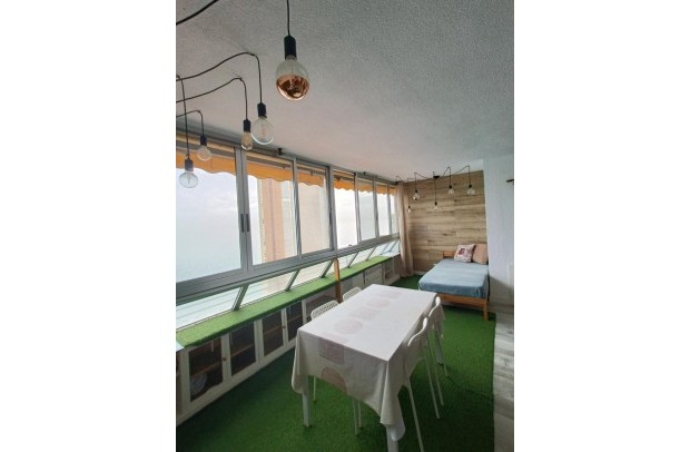 Resale - Apartment - Alicante