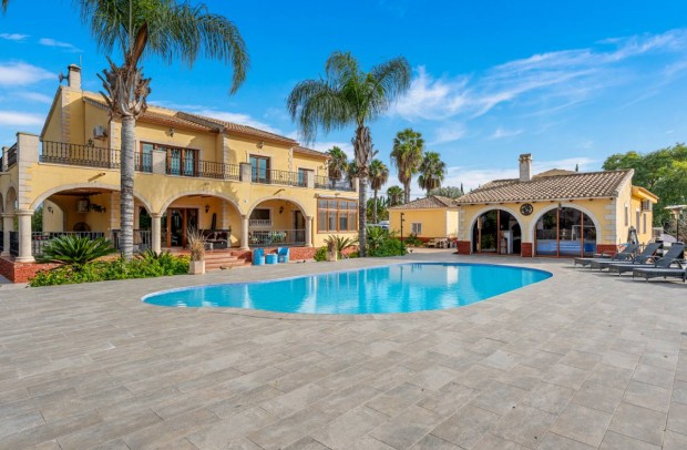 Resale - Villa Detached - Orihuela