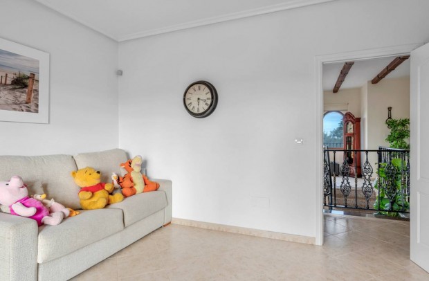 Resale - Villa Detached - Orihuela