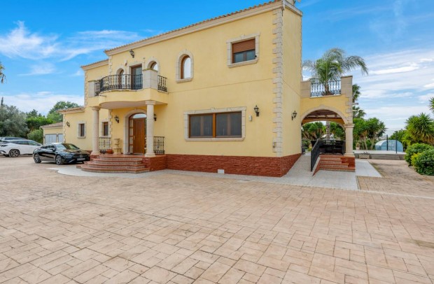 Resale - Villa Detached - Orihuela