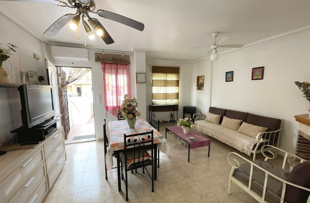 Resale - Townhouse - Ciudad Quesada